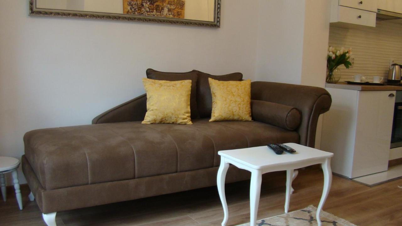 Gagovic Apartment Cetinje Bagian luar foto