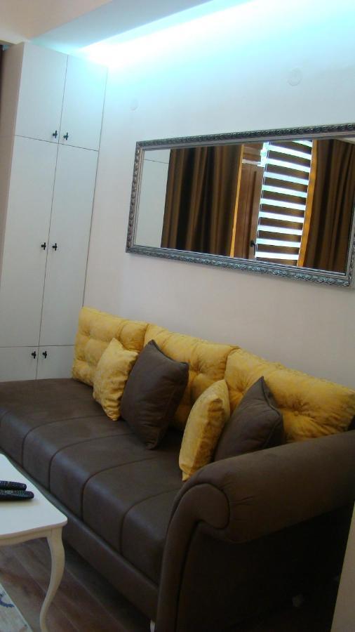 Gagovic Apartment Cetinje Bagian luar foto